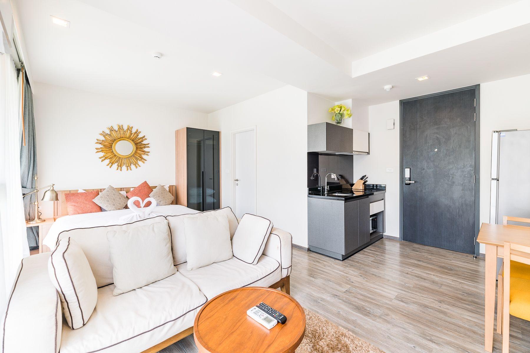 The Deck Condo Patong By Vip エクステリア 写真