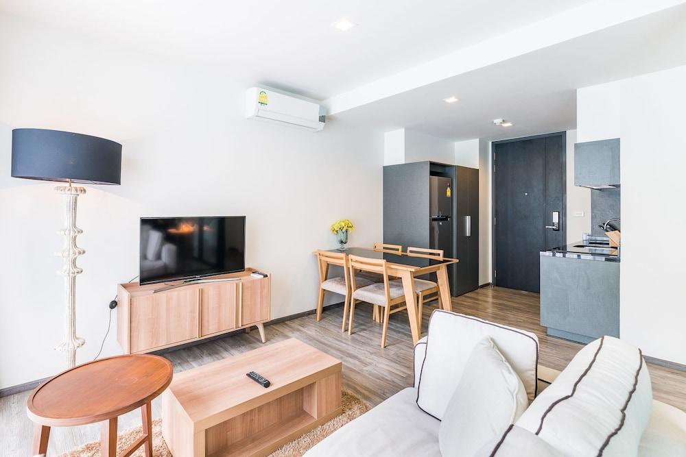 The Deck Condo Patong By Vip エクステリア 写真