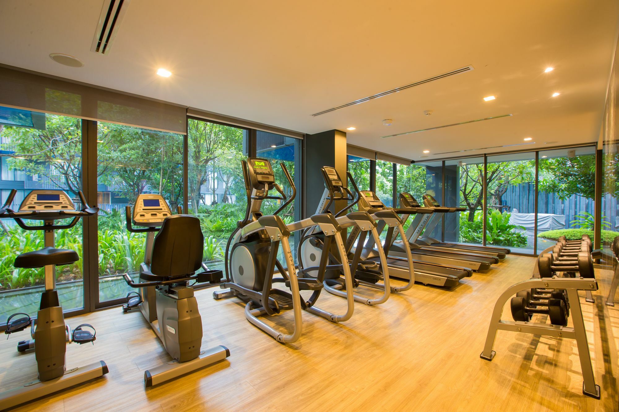 The Deck Condo Patong By Vip エクステリア 写真