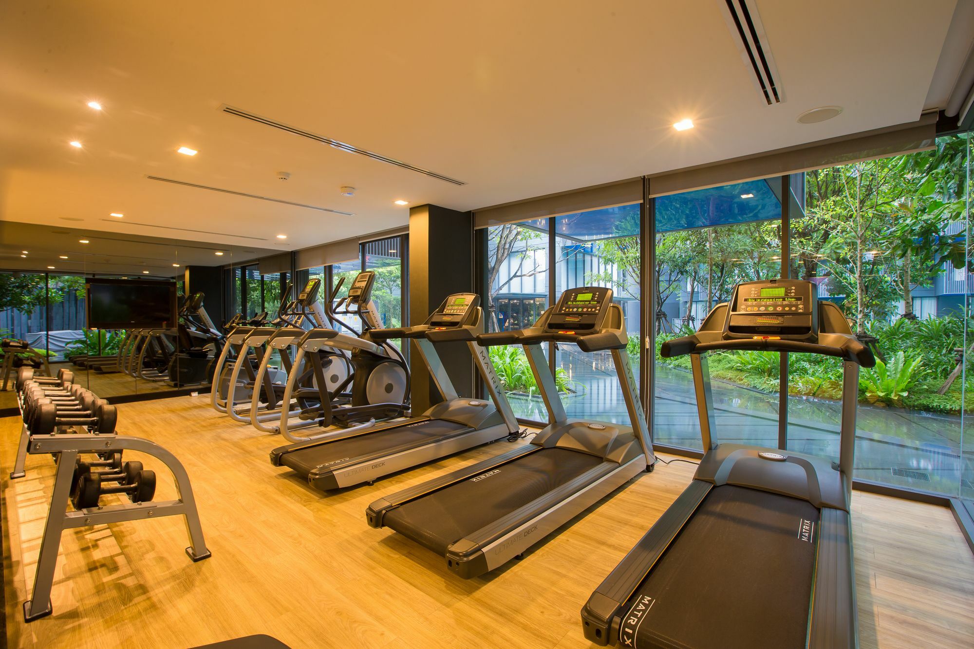 The Deck Condo Patong By Vip エクステリア 写真